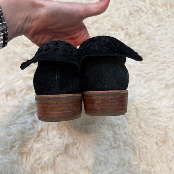 SOFFT Bristow Perforated Suede Ankle Bootie Black Size 8 fold over laser cut - Picture 4 of 8